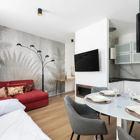 New Modern 5. Floor פראג